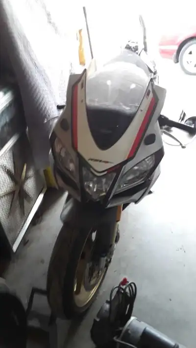 Selling a barely ridden 2016 Aprilia rsv4 RF.this bike is mint.5400 km.arrow exhaust.this bike is no...