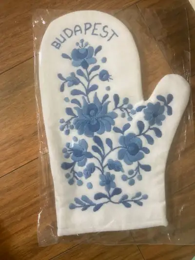 Decorative Hungarian Oven Mitt (1), View more