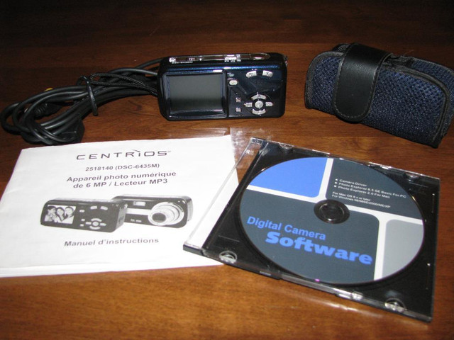 Appareil photo numérique de 6MP/Lecteur MP3 dans Appareils photo et caméras  à Ville de Montréal - Image 2