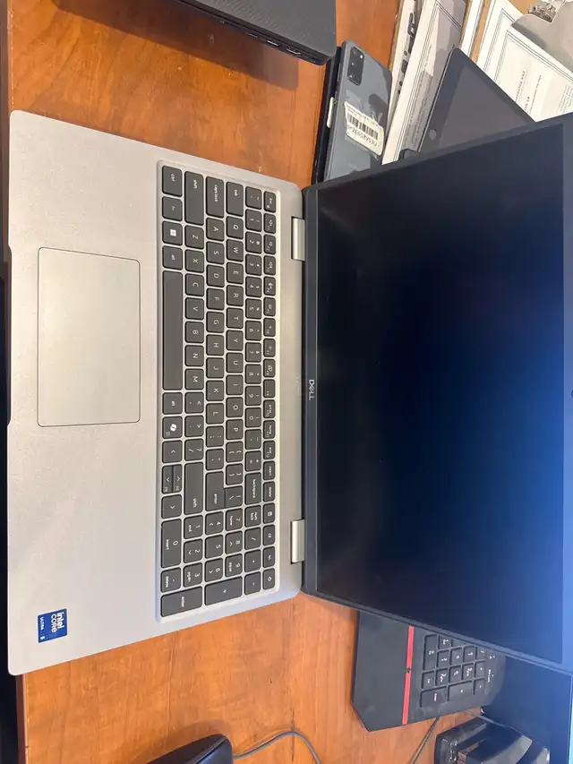 Dell Latitude 5550 15” Ultra 5 125u 16GB DDR4 - 256GB NVMe