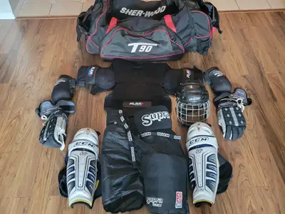 Full hockey equipnent, View more