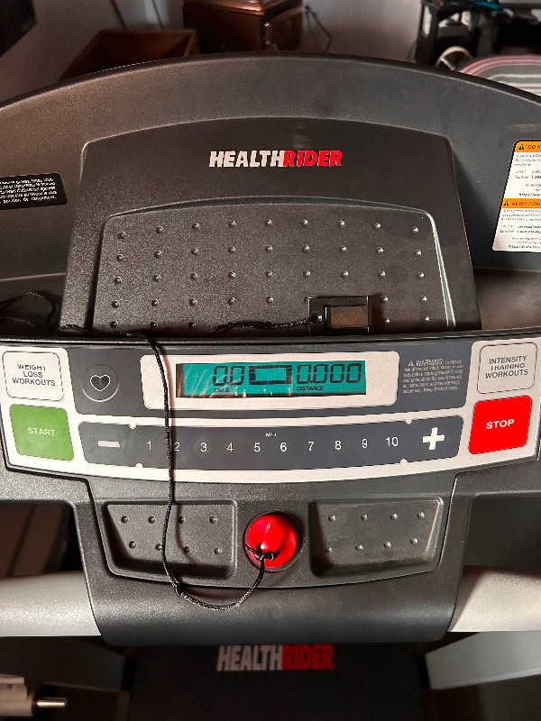Health Rider H20T treadmill in Exercise Equipment in Peterborough - Image 4