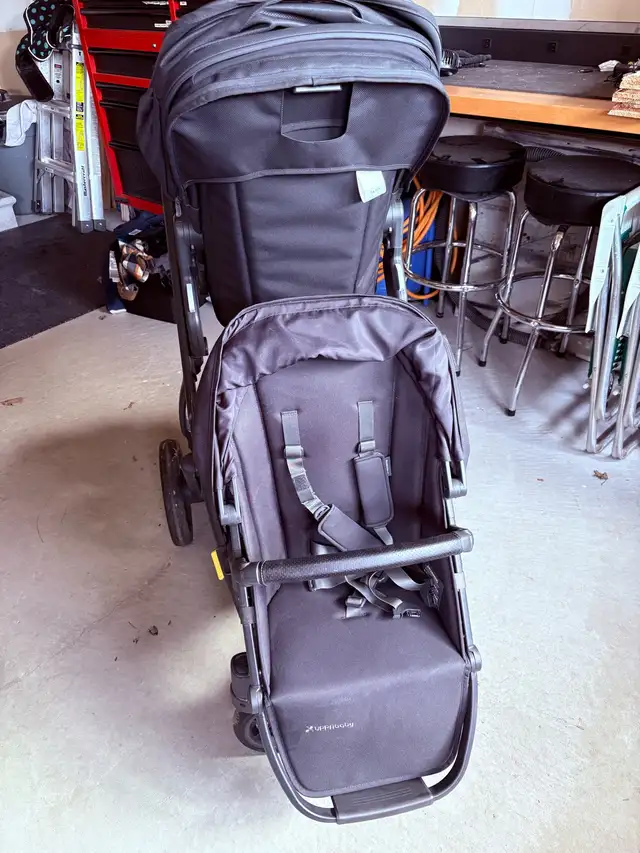 Uppababy Vista in Strollers, Carriers & Car Seats in Oshawa / Durham Region - Image 8
