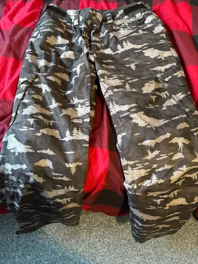 UNDER ARMOUR STORM WINTER SKI PANTS, View more