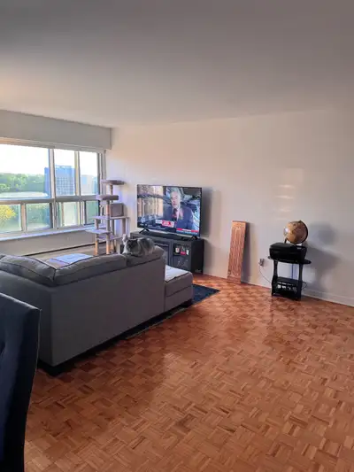 logement à louer 3 1/2 avec garage+piscine extérieure