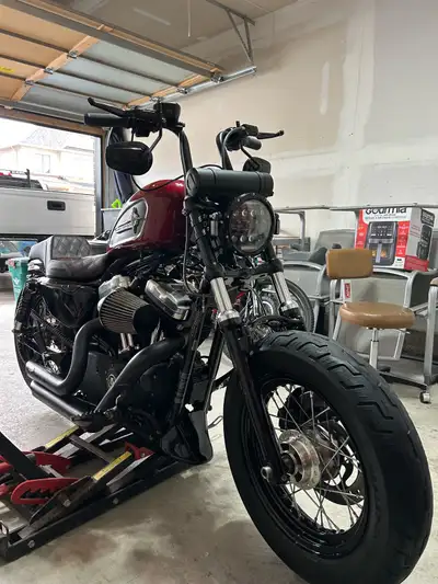 2012 sportster 48 42000km Vance and Hines pipes Cobra air breather Saddleman seat Chain convertered...