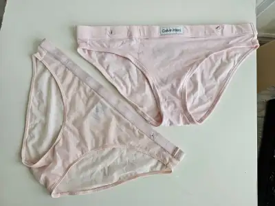 Calvin Klein bikini Panties underwear Women size M, $5 each, View more