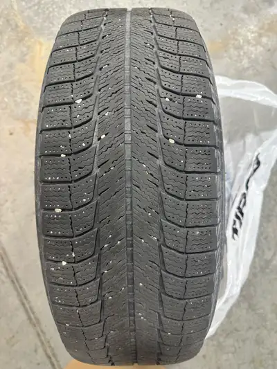 These are Michelin Green X 235/65R17 winter tires mounted on 5 bolt Honda rims. These used tires are...