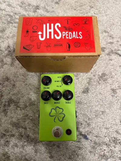 JHS Clover Preamp Pedal, View more
