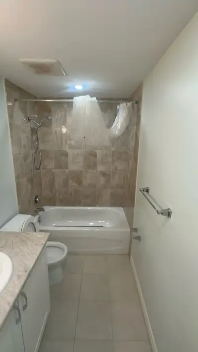 Shared room for rent