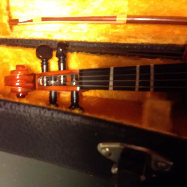 Nagoya Suzuki 1/8 Violin Signed Japan Highest Quality Student Ex in String in Vancouver - Image 7