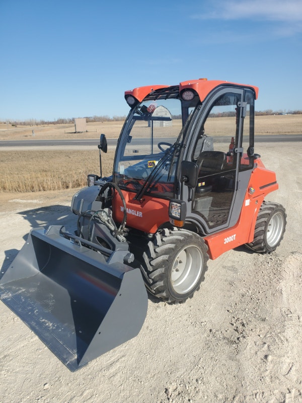 New Compact Telehandler/Wheel Loader W Perkins Engine 4WD Heavy