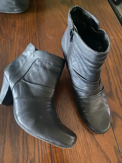 woman’s boots size 8, View more