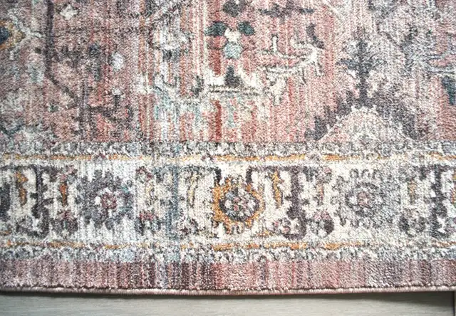 BEAUTIFUL AREA RUG in Rugs, Carpets & Runners in Ottawa - Image 2
