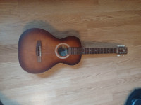 Art and Lutherie Ami parlor guitar 