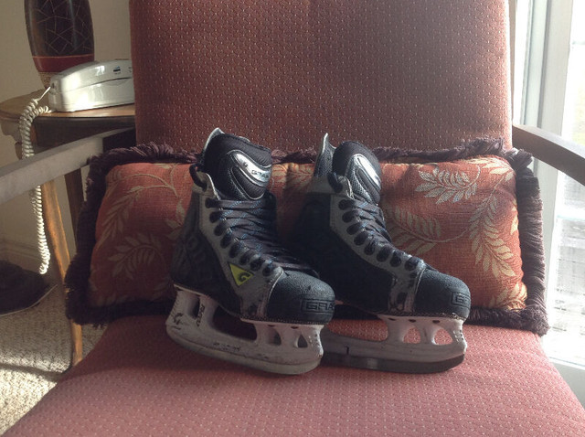 Graf Supra 570 Hockey Skates in Hockey in Markham / York Region