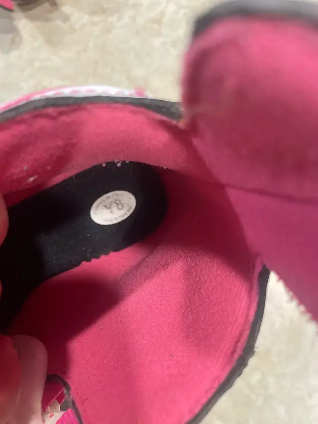 Girls skates in Skates & Blades in Owen Sound - Image 3