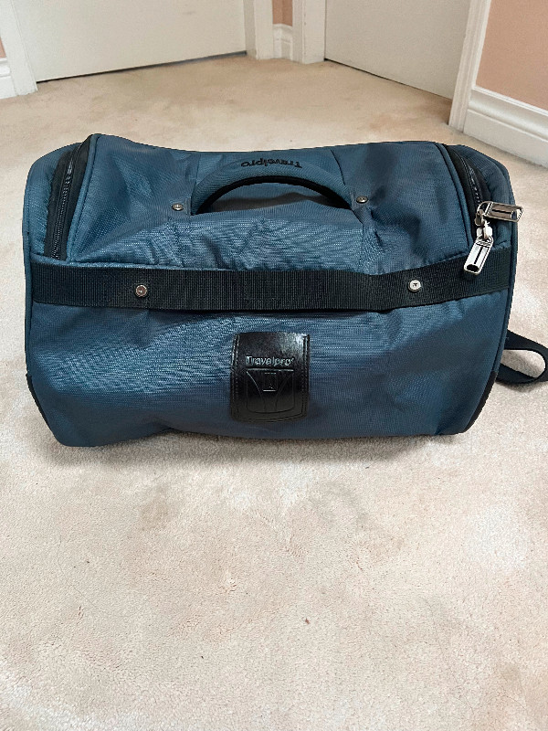 Carry on Travel Bag, Travelpro measures 19”x11”11” in Other in Vancouver - Image 2