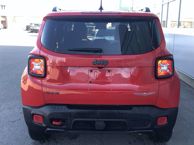 2015 Jeep Renegade Trailhawk in Cars & Trucks in Calgary - Image 4