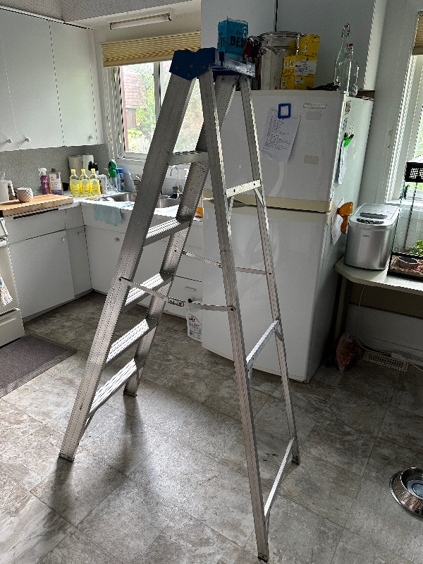 Step Ladder Ladders & Scaffolding St. Catharines Kijiji