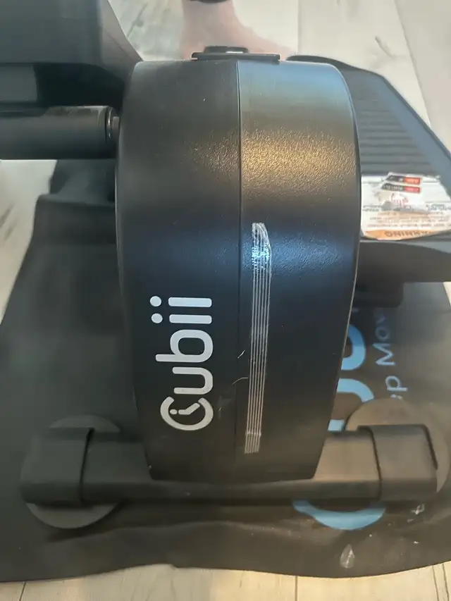 Cubii like new with mat  in Health & Special Needs in Bedford - Image 3