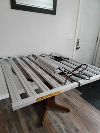 DELPONTING LED grow light, View more