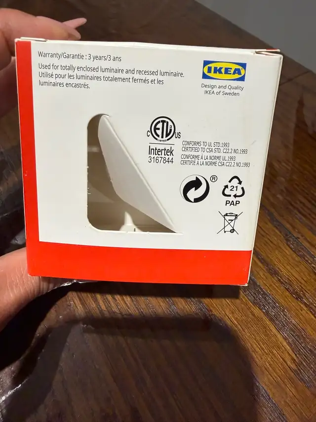 IKEA SVALLLET Desk Lamp in Indoor Lighting & Fans in City of Toronto - Image 9