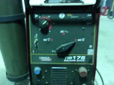 Lincoln Electric Square Wave Tig 175 Welder. Welds Aluminum, Stainless steel, and Steel. Welding car...