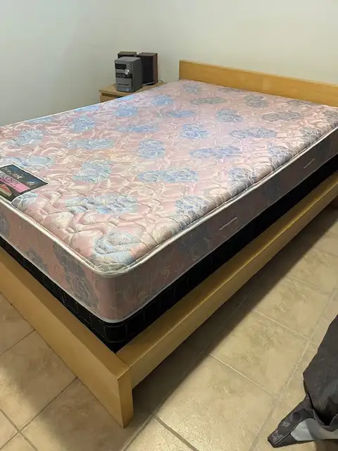 Deal  Matelas neuf et kit chambre IKEA neuf628643641045771223