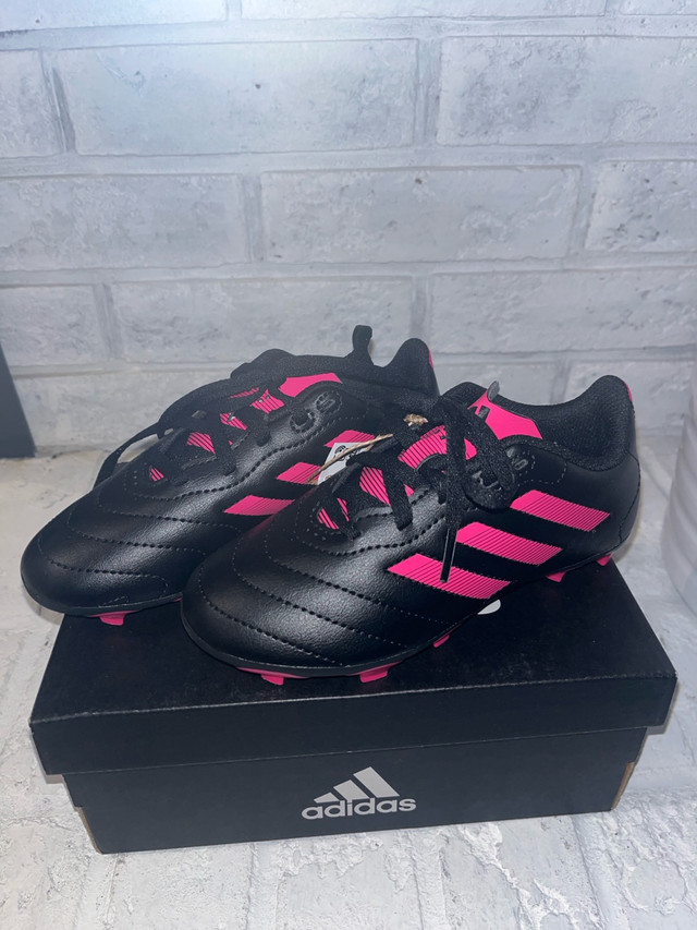 Adidas soccer shoes kids size 12.5 in Other in City of Toronto - Image 3