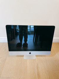 iMac 21.5in, Intel Core i5 - like brand new quality