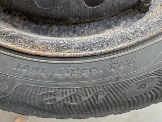 Pneus hiver montés sur jantes tôle in Tires & Rims in Laval / North Shore - Image 2