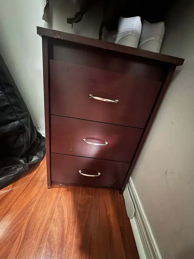 Bedroom set in Multi-item in Mississauga / Peel Region - Image 5