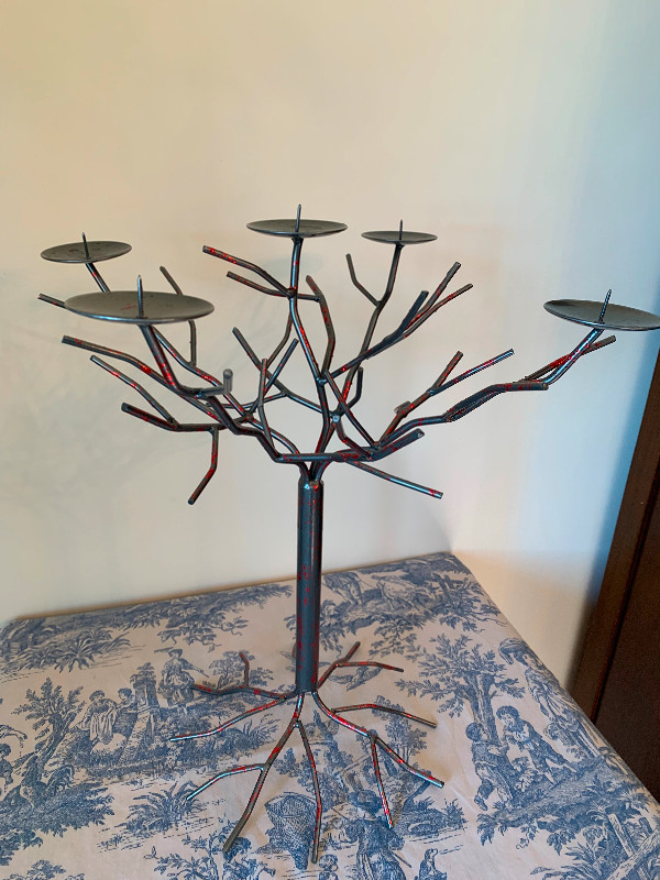 Metal Christmas Candelabra, approximately 18” high by 13” wide in Home Décor & Accents in Norfolk County - Image 4