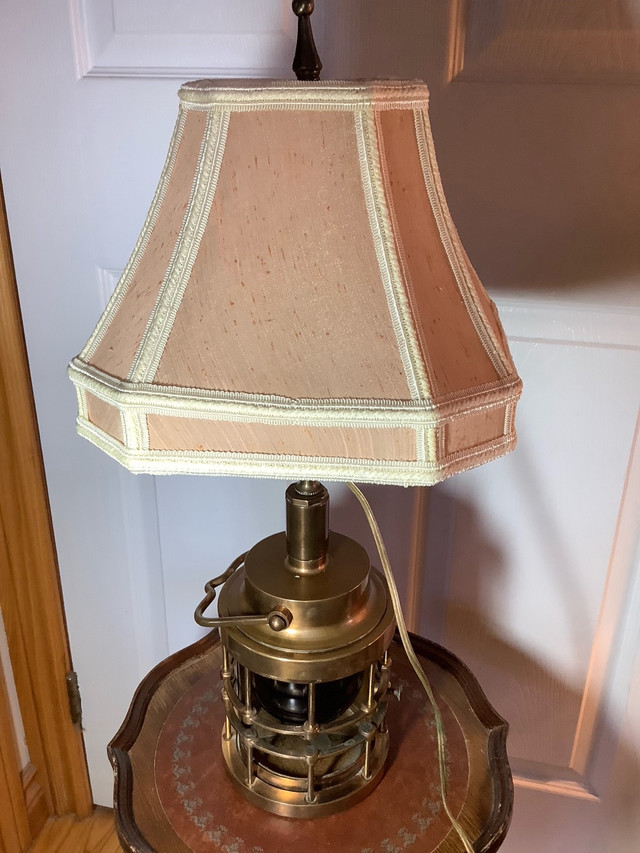 Ant/Vt Heavy Marine Brass Blue Grass Lantern Electrified to Lamp in Indoor Lighting & Fans in Belleville - Image 4