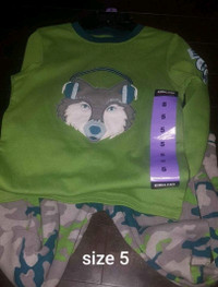 Boys size 5 pjs (new with tag)