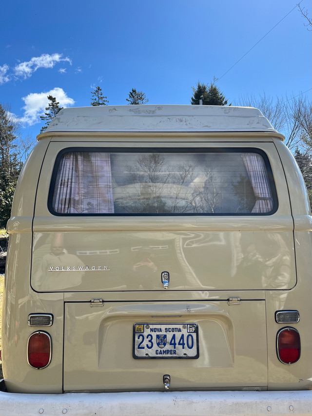 1971 Volkswagen Westfalia in Travel Trailers & Campers in Bedford - Image 4