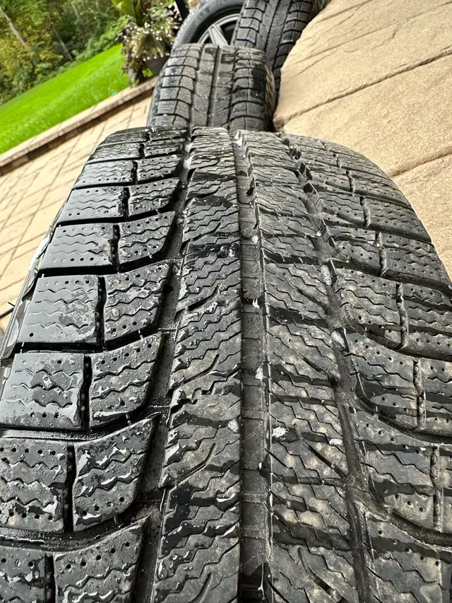 Michelin Snow Tires with YKW Wheels in Tires & Rims in Ottawa - Image 4