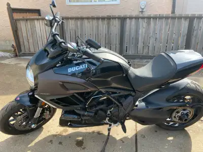 Ducati Diavel ABS, lots of extras, not looking for trades