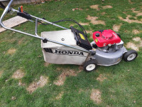 Honda  lawn mower HR 215  sx bagger usa
