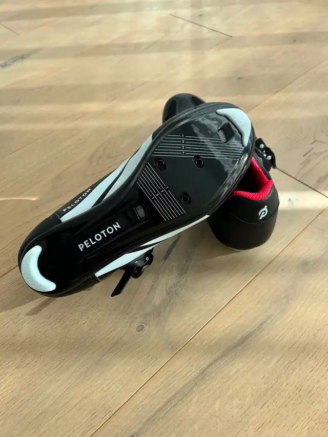 Peloton Shoes/ Brand New ! in Exercise Equipment in City of Toronto - Image 8