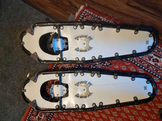 Snowshoes really good conition in Hobbies & Crafts in Whitehorse - Image 2