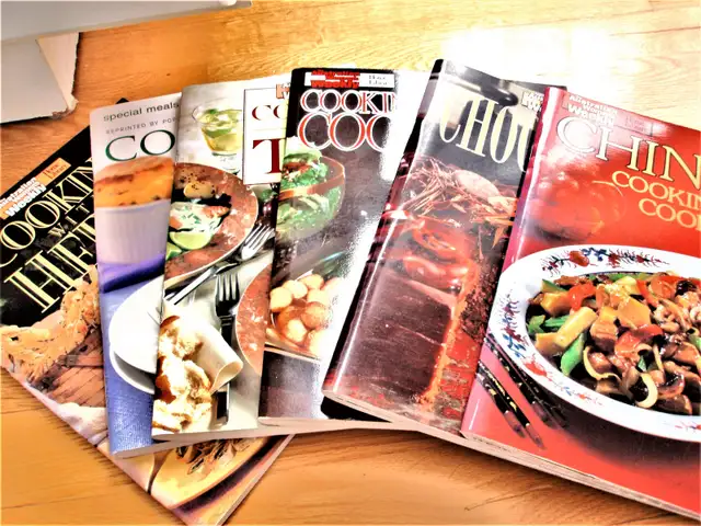 "AUSTRALIAN WOMENS WEEKLY" COOK BOOKS - BEST RECIPES EVER539347319826032642