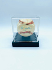Kelly Gruber	Autographed Toronto Blue Jays Baseball