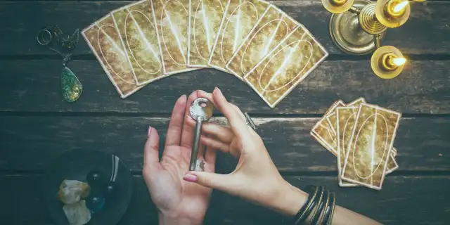 Tarot Reading64840291556610120