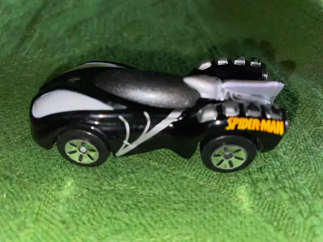 Marvel Maisto Spiderman 1:64 Car - Spider Sense 2011 in Arts & Collectibles in Mississauga / Peel Region - Image 4