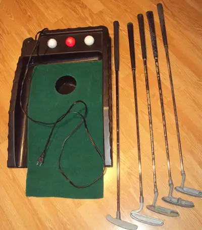 Tapis de Golf intérieur et Putter, View more