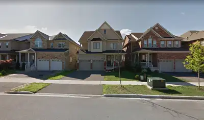 Address: Wright Crescent,Niagara-on-the-Lake, ON L0S 1J0 close niagara college/niagara on the lake,2...