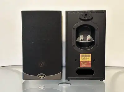 Klipsche RB-51 Bookshelf Speakers In Excellent Condition, View more