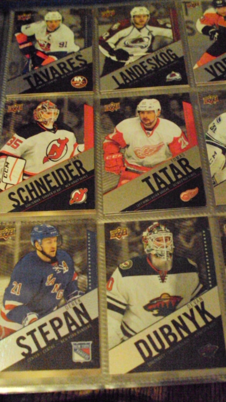 TIM HORTONS HOCKEY CARDS - 2015-16 BASE SET in Arts & Collectibles in Hamilton - Image 2